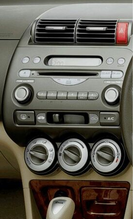 2DIN redukce pro Honda Jazz/City 2002-2008