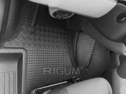 Gumové koberce VOLKSWAGEN T6.1 Caravelle/Multivan r.v. 2019-> 2/3 místa