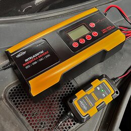 Autonabíječka CARCLEVER 12V/25A & 24V/12,5A + 12V LifePO4