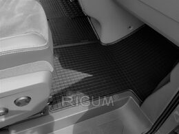 Gumové koberce VOLKSWAGEN T7 Multivan r.v. 2022-> 2 místa