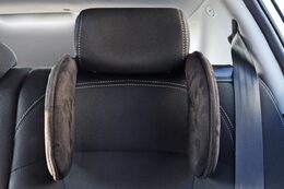 Sklopná opěrka hlavy do auta, černá