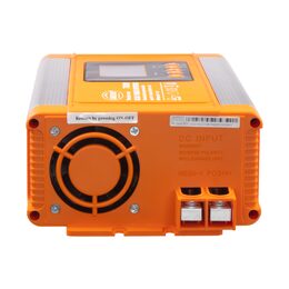 Sinusový měnič napětí z 12/230V, 700W/displej