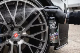 Silný čistič kol Auto Finesse Reactive Wheel Cleaner 1000 lm