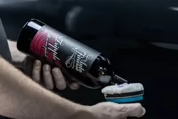 Leštěnka s příměsí pravého carnaubského vosku Auto Finesse Tripple All In One Polish 1L