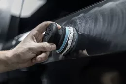 Leštěnka s příměsí pravého carnaubského vosku Auto Finesse Tripple All In One Polish 1L