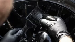 Kartáč na pneumatiky Auto Finesse Rubber Scrubber