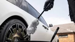 Medium jemný kartáč na ALU kola Auto Finesse Wonder Wool