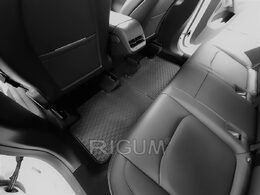 Gumové koberce TESLA Model Y r.v. 2021->