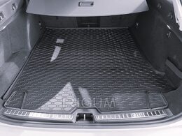 Gumová vana do kufru VOLVO V90 r.v. 2016->