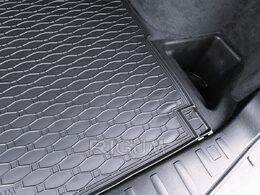 Gumová vana do kufru BMW X3(E83) r.v. 2004-2010