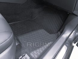 Gumové koberce TOYOTA Camry r.v. 2018->