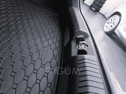 Gumová vana do kufru HYUNDAI i30 Hatchback r.v. 2021-> (i pro MHEV)