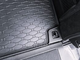 Gumová vana do kufru BMW X7(G07) r.v. 2019->