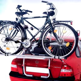 Nosič 2 jízdních kol na zadní část vozu - Menabo Steel Bike