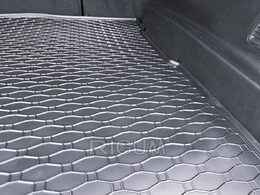 Gumová vana do kufru Ford S-Max r.v. 2015-> 5 míst