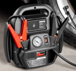 Startovací zdroj s kompresorem 4v1, 17000 mAh/900A 12V