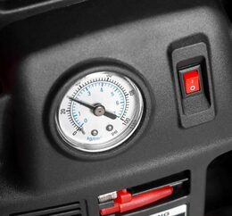 Startovací zdroj s kompresorem 4v1, 17000 mAh/900A 12V