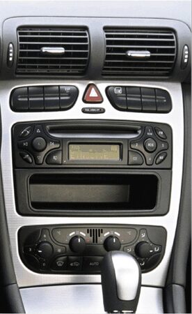ISO redukce pro Mercedes C 2000-, Vito 03-06, Viano 03-06