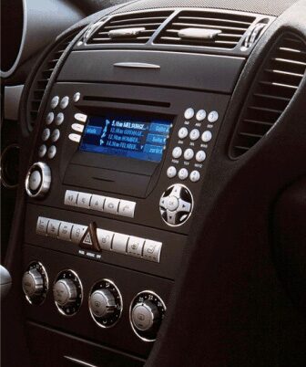 2DIN redukce pro Mercedes SLK 04-11