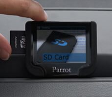 PARROT MKi9200 bluetooth HF s barevným displejem