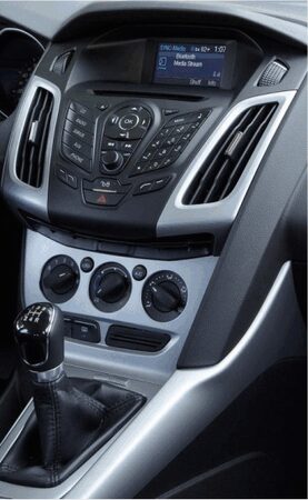 2ISO redukce pro Ford Focus III 2011-, C-Max 12/2010- s displejem 3,5"