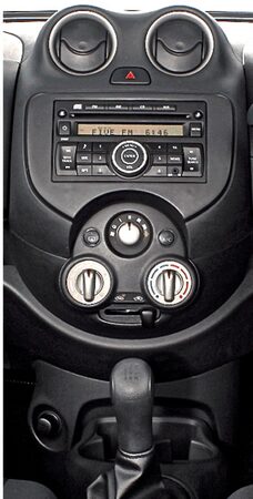 2DIN redukce pro Nissan Micra 05/2010-