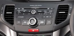 2DIN redukce pro Honda Accord Facelift 04/2011-