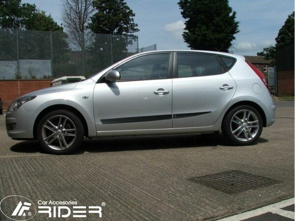 Lišty dveří Hyundai i30 Hatchback r.v. 2007-2011 (5 dveří)