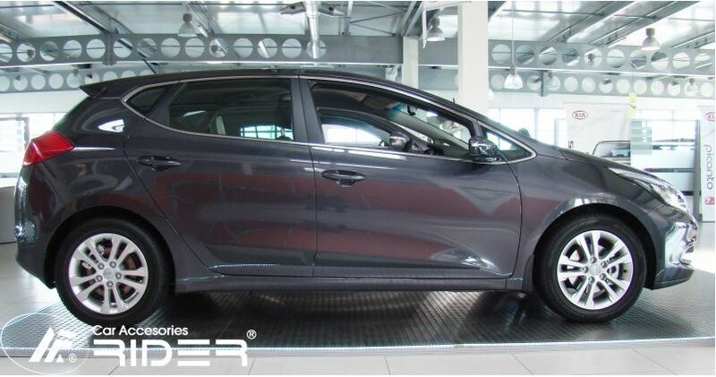 Lišty dveří Kia Ceed Hatchback r.v. 2012->