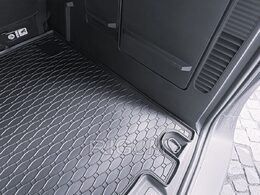 Gumová vana do kufru Ford Tourneo Courier r.v. 2023->