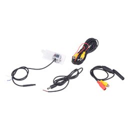 Kamera PAL/NTSC do vozu VW Passat 2011-, Superb II Combi, Sharan II, Fabia III, Octavia II