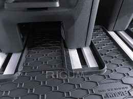 Gumové koberce FORD Tourneo Custom r.v. 2024-> 2.řada