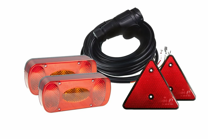 Elektrokabeláž k vleku, sada se světly (MD-36) 7pin / 5 m, připojení na konektory