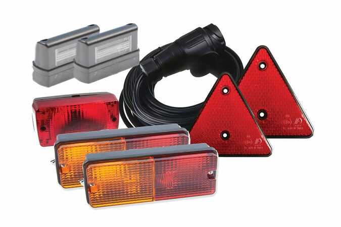 Elektrokabeláž k vleku, sada se světly (ZETOR, CZ dvoudílné) 7pin / 5 m, připojení na kone