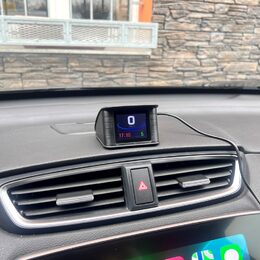 Palubní DISPLEJ 2,6" LCD, GPS měřič rychlosti