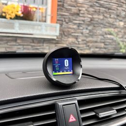 Palubní DISPLEJ 1,88" LCD, OBDII, GPS měřič rychlosti