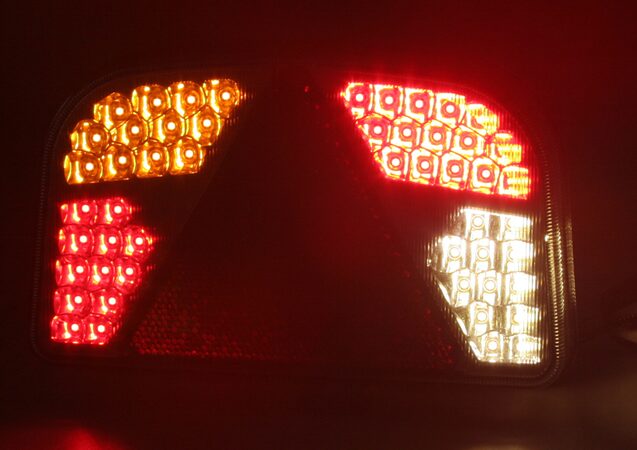 x Sdružená LED lampa zadní levá