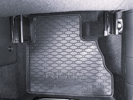 Gumové koberce FORD Tourneo Courier r.v. 2023-> 5 míst