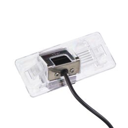 Kamera PAL/NTSC do vozu AUDI, Superb II Combi, Yeti 2012-, Octavia III