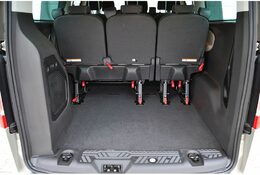 Vana do kufru FORD Tourneo Custom L2 Combi 2013-> za 3. řadu