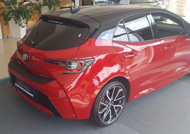 Nášlap kufru Toyota Corolla Hatchback r.v. 2019->