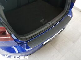 Nášlap kufru Volkswagen Golf VII hatchback r.v. 2012->
