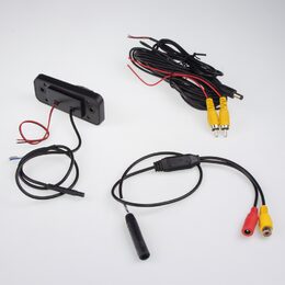 Kamera PAL/NTSC do vozu Hyundai Santa Fe 2006-08/2012 (II)