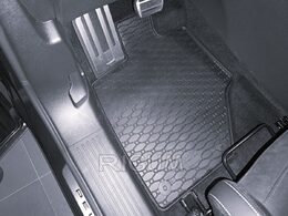 Gumové koberce PEUGEOT 5008 Hybrid r.v. 2024->