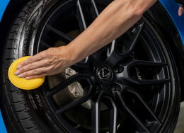 Lesk na pneumatiky - Meguiar's Ultimate Insane Shine Tire Spray, 473ml