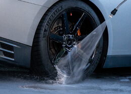 Neutrální pH čistič černých kol - Meguiars Hot Rims Black Wheel Cleaner, 709ml