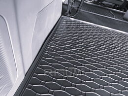Gumová vana do kufru Ford Transit Custom L2 r.v. 2024-> 8/9 míst