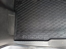 Gumová vana do kufru PEUGEOT Traveller L3 r.v. 2016->
