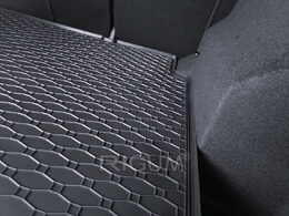 Gumová vana do kufru Renault Rafale HEV r.v. 2024->