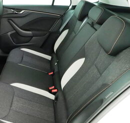 Autopotahy ŠKODA KAMIQ, SE ZADNÍ LOKETNÍ OPĚRKOU, od r. 2019, ELEGANCE červené
